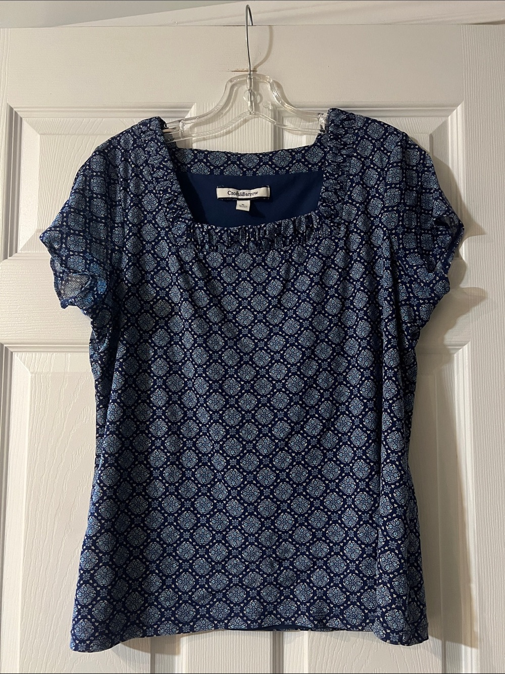 croft & barrow Navy and Light Blue Geometric Short Sleeve Top